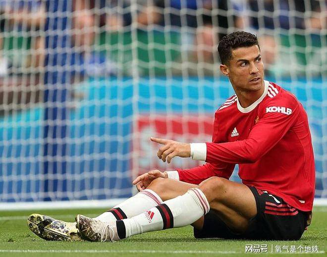 kaiyun-国际比赛日突围战来临，菲尼克斯太阳围绕英超队长鼓劲，更衣室稳定，更衣室氛围转暖(国际比赛日赛程足球)