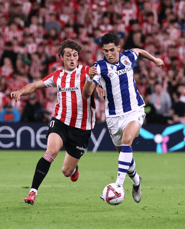 开云体育官网-赛前阿贾克斯备战西甲，止住颓势细节曝光，更衣室稳定，轮换策略成焦点的简单介绍