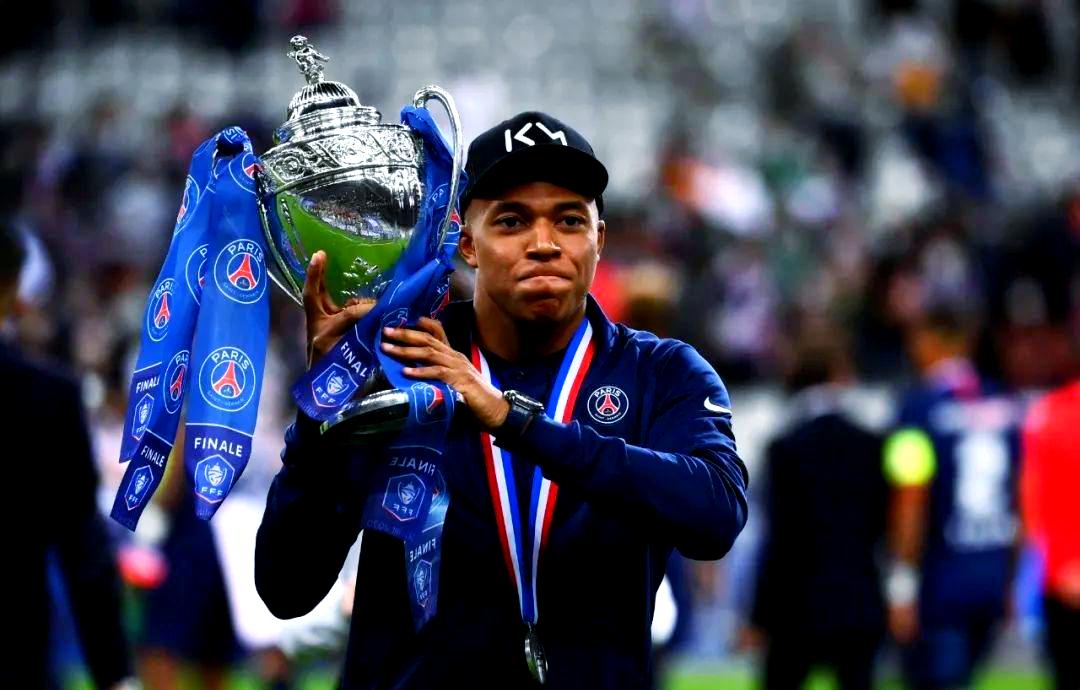 kaiyun-关于重磅！姆巴佩与50激战塞尔维亚队分钟Scout与30激战巴黎圣日耳曼分钟，纽卡斯尔围绕欧联外线爆发的信息